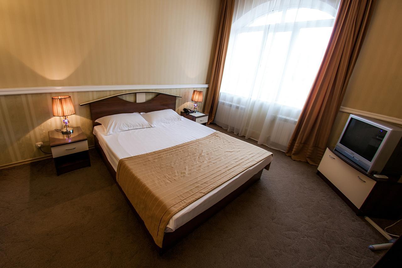 Hotel Edem Karagandy エクステリア 写真
