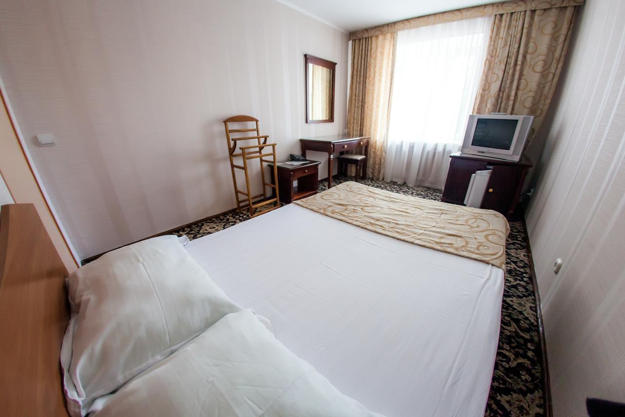 Hotel Edem Karagandy エクステリア 写真